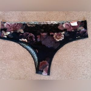 Cacique Stretch Lace Cheeky Panties size 18/20 NWT